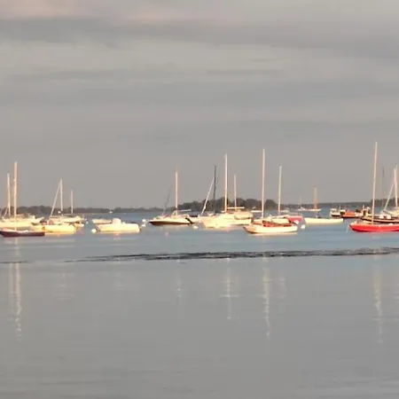 Au Bord Du Golfe Du Morbihan